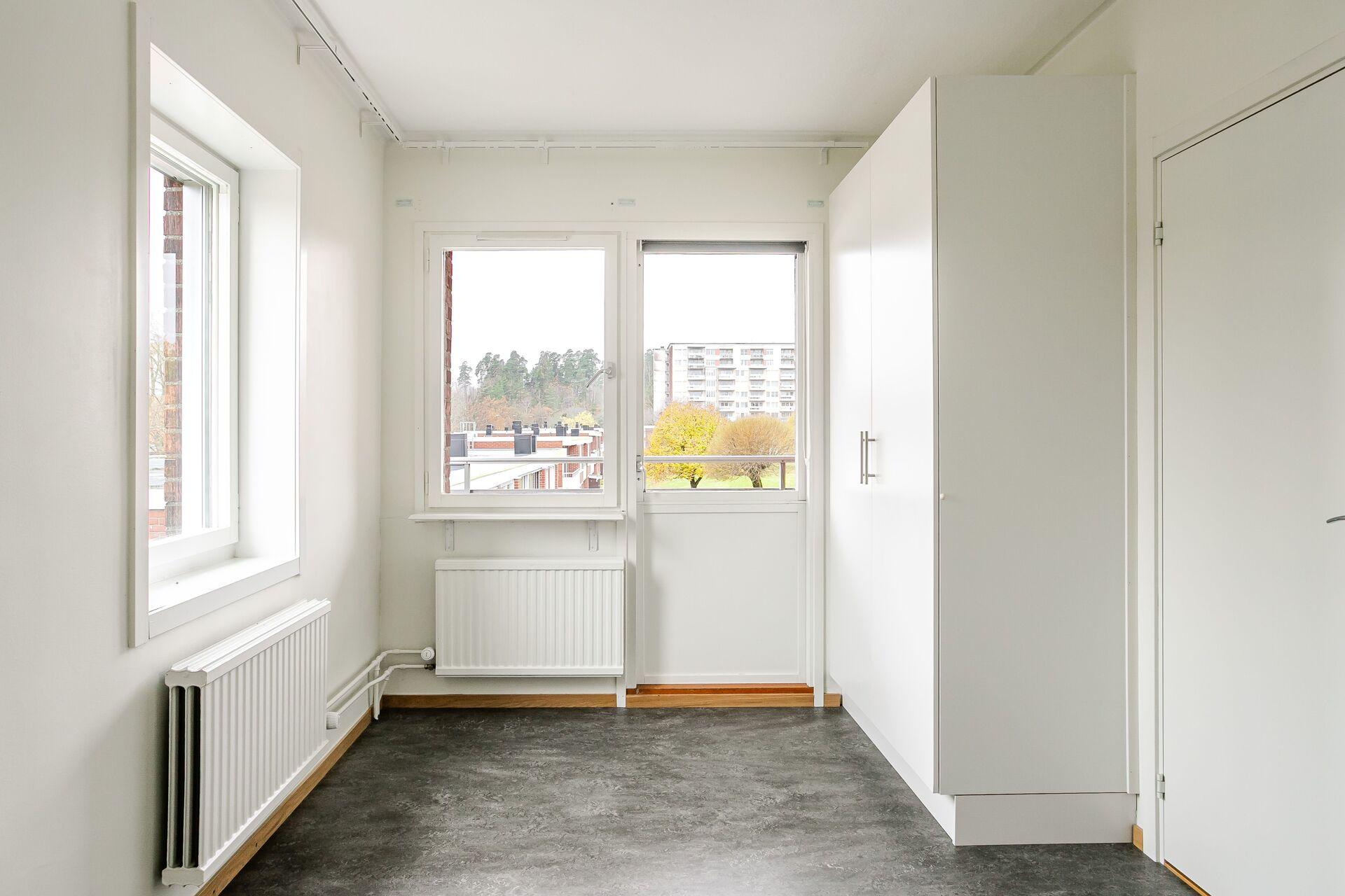 Lägenhetsbild 2 för Skogvaktarvägen 11 i Södertälje